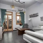 Loggia A275 *