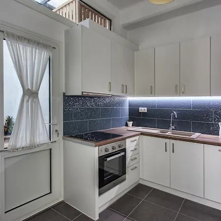 Loggia A275 Apartament *