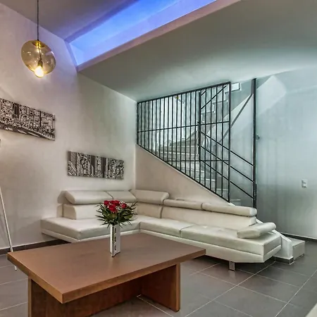 Loggia A275 Apartament *